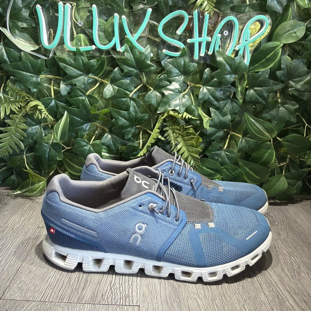 On Cloud 5 Swiss Engineering Mens Size 12.5 Shoes Blue  White Athletic Shoes